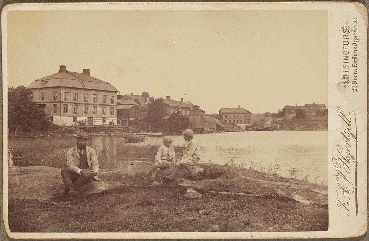 Vanhankaupunginlahti ennen vuosisadan vaihdetta 1900. Kuva: Fritz Hjertzell, Museovirasto.