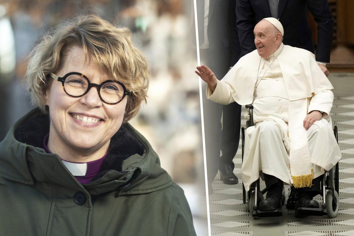 Espoon piispa Kaisamari Hintikka tapaa paavi Franciscuksen Vatikaanissa.