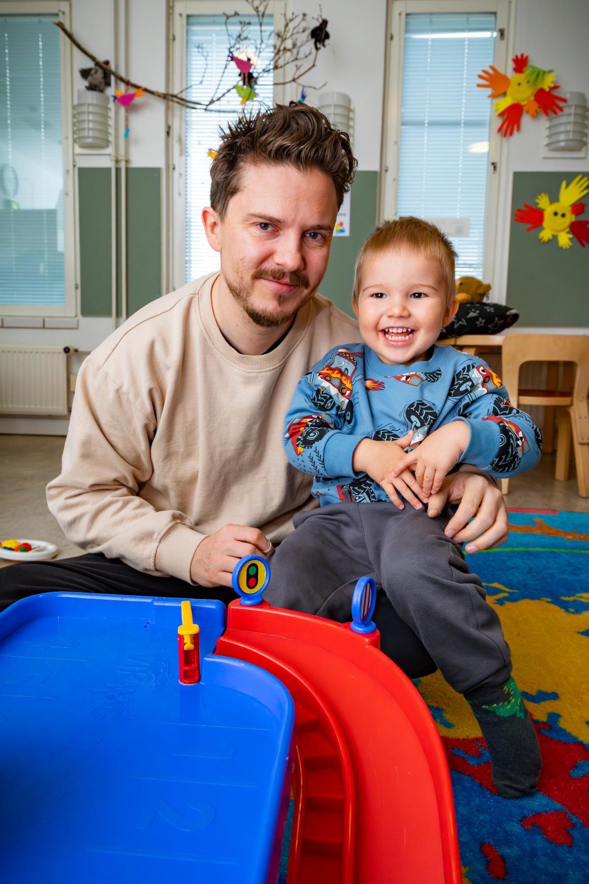 Tuomo Ranto on käynyt Ilmarin kanssa isien perhekerhossa jo pari vuotta.