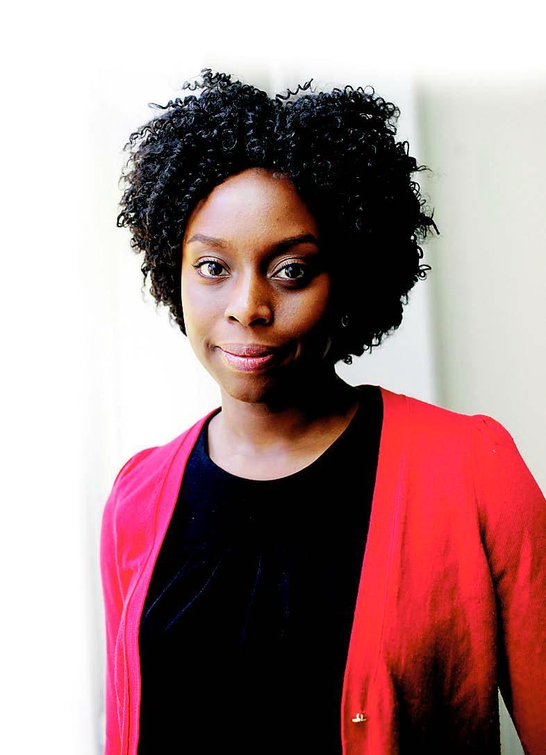 Chimamanda Ngozi Adichie kuvaa  tytön elämää ankaran isän varjossa.