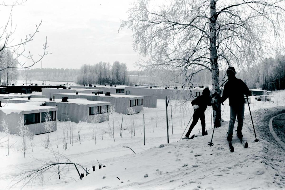 Polar-kansantaloja Kuninkaalassa vuonna 1972.