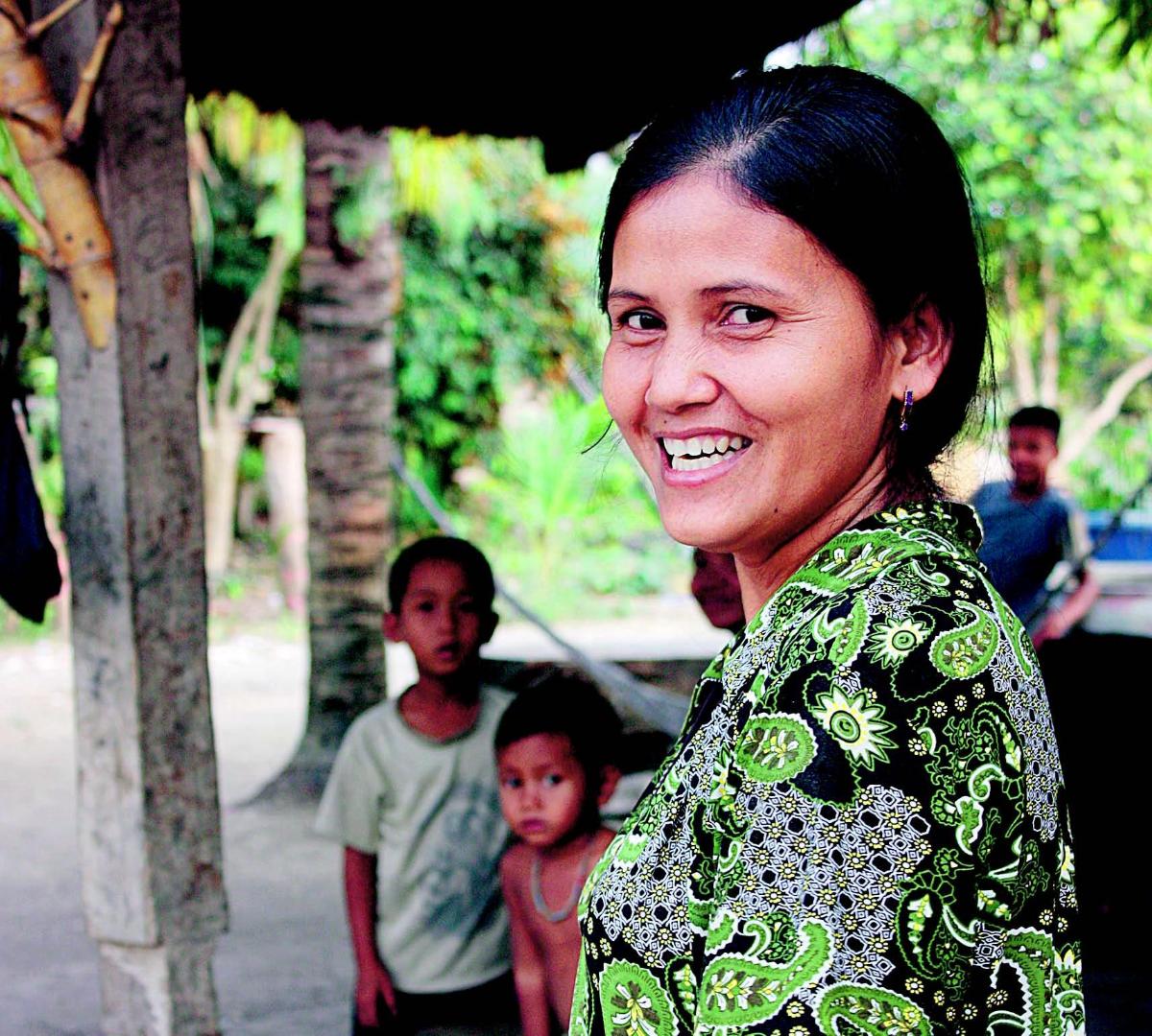32-vuotias Phoan Chea on kambodžalaiskylän perustajia ja toimii nykyään kyläpankin varainhoitajana. 