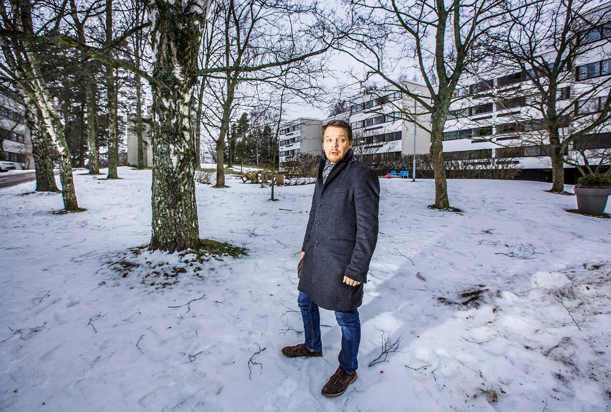 – En odottanut, että kirkko pelaisi näin kyynistä ja raakaa peliä. Olin varmaan sinisilmäinen. Moni muukin oli, toteaa neljä vuotta sitten Lehtisaaresta asunnon ostanut Matti Sadeniemi.