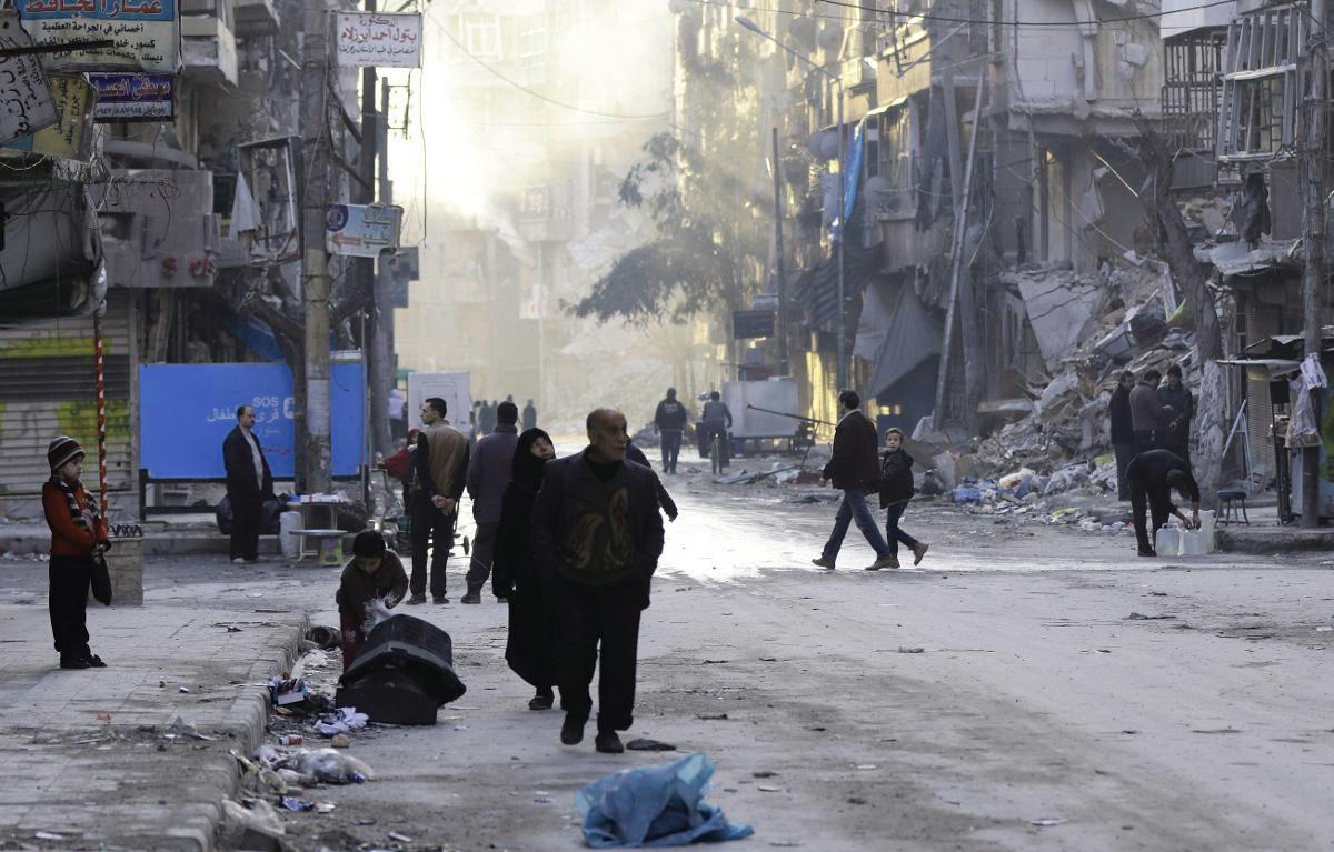 Syyrian hallituksen joukot valtasivat Aleppon Al-Shaarin asuinalueen noin kuukausi sitten. Syyrian sodassa on alkamassa seitsemäs vuosi. Kuva: Lehtikuva / AFP
