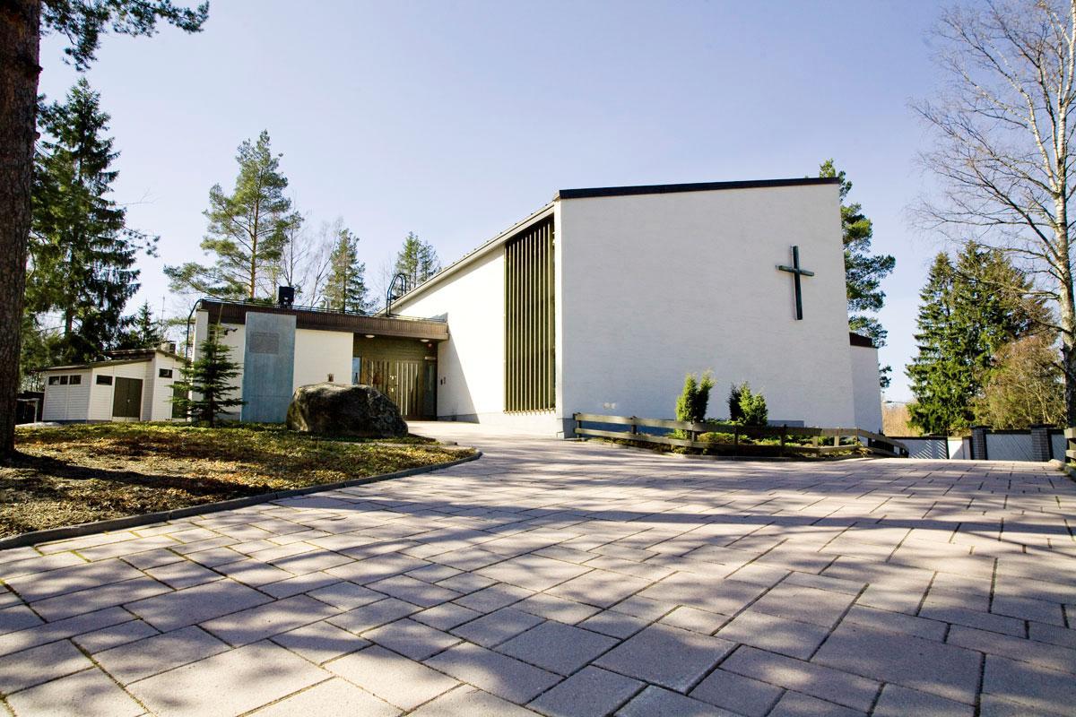 Pyhän Annan Lastenkirkko sijaitsee Itä-Hakkilassa Vantaalla.